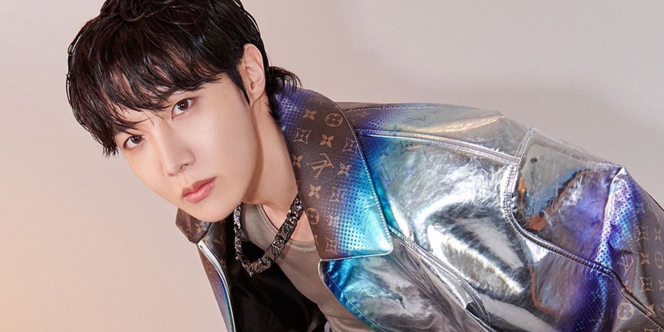 Louis Vuitton Names BTSalike Boy Band Teens in Times as Ambassador WWD #22 Louis Vuitton Names BTSalike Boy Band Teens in Times as Ambassador WWD